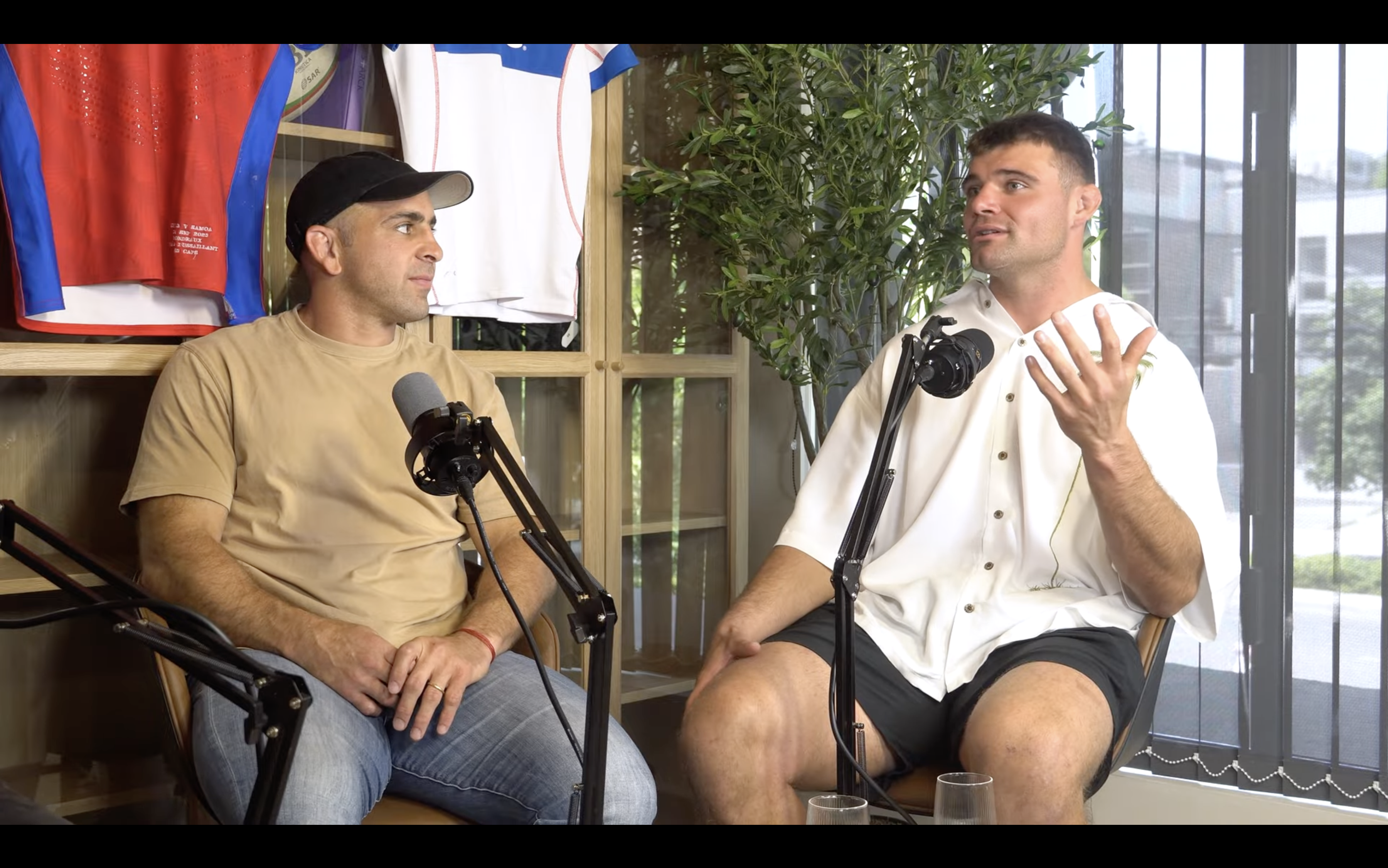 Miniatura del episodio Santiago Pedrero NO PARA: entre entrenamientos, estudios y extras hasta el Try del Año